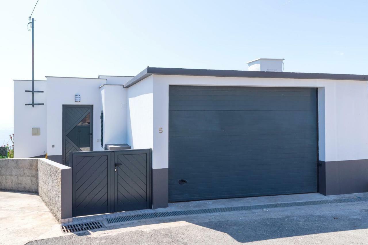 Casa Campos , Modern Two Bedroom House In Loreto Achada de Cima Екстериор снимка